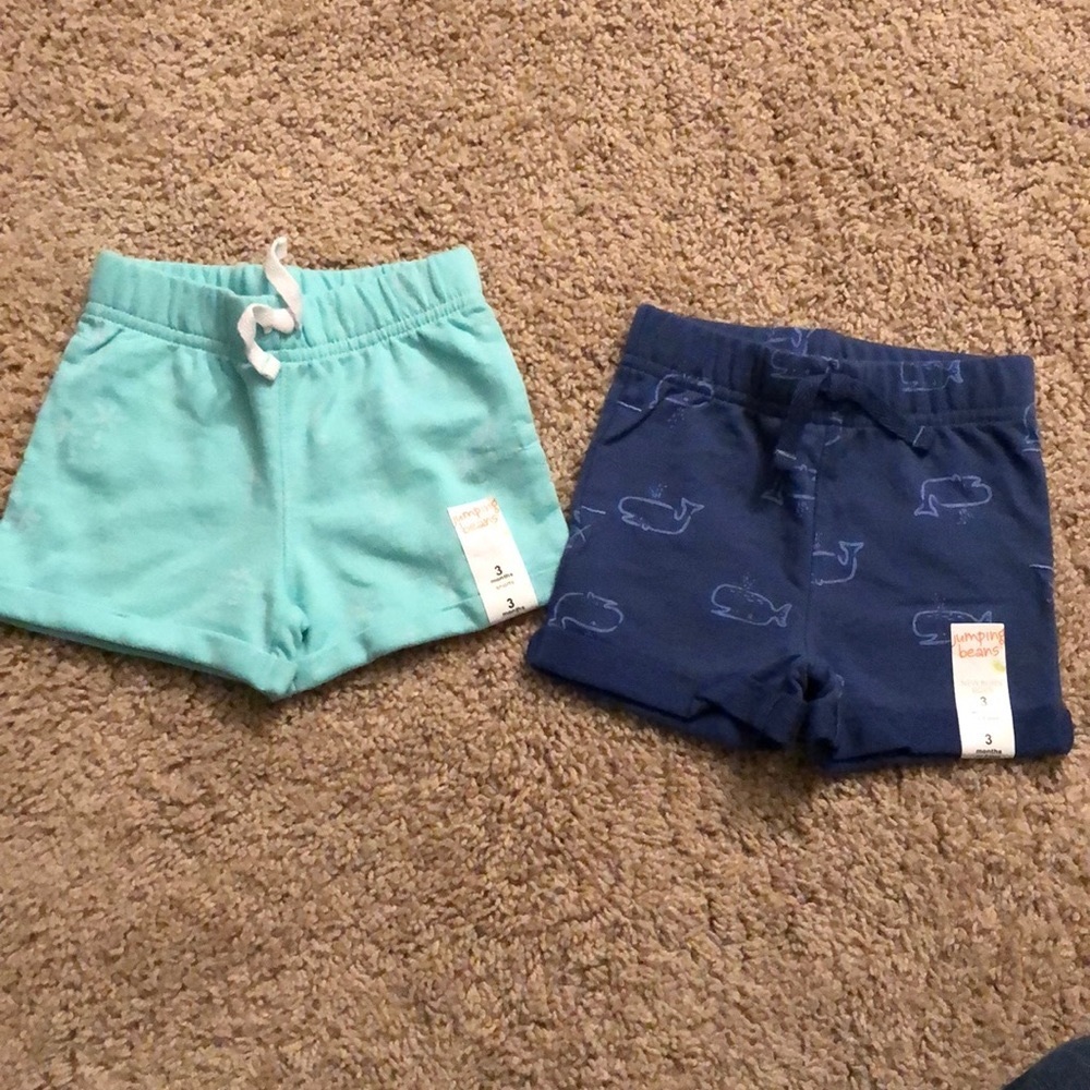 Baby shorts 🌴🐳